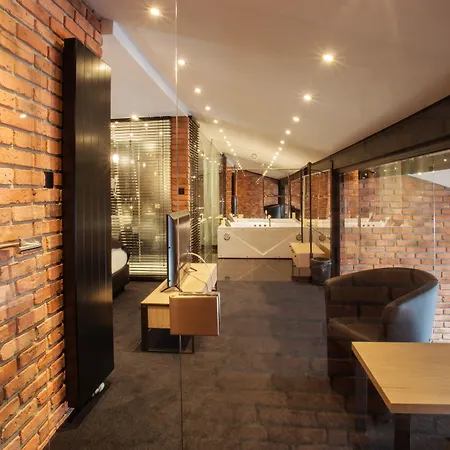 Betmanowska Main Square Adults Only Otel