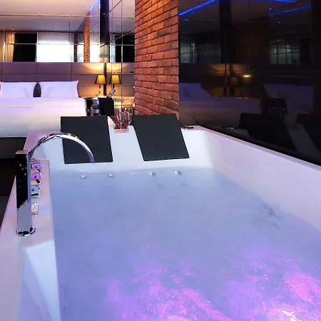 Betmanowska Main Square Adults Only