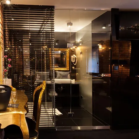 Otel Betmanowska Main Square Adults Only 4*