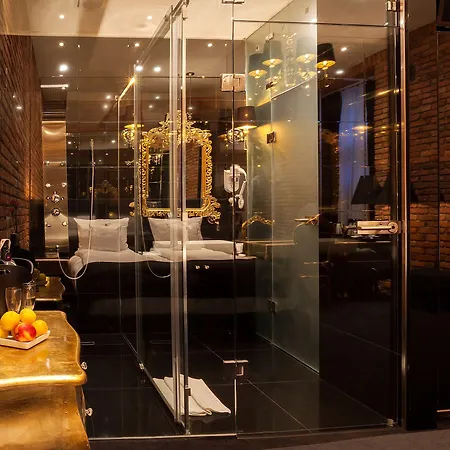 Betmanowska Main Square Adults Only