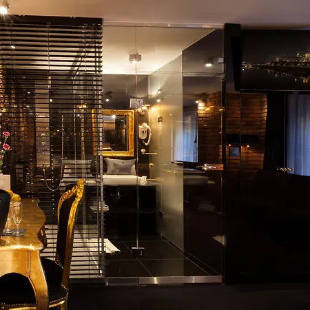 Hotel Betmanowska Main Square Adults Only 4*