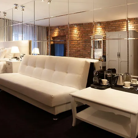Betmanowska Main Square Adults Only Hotel