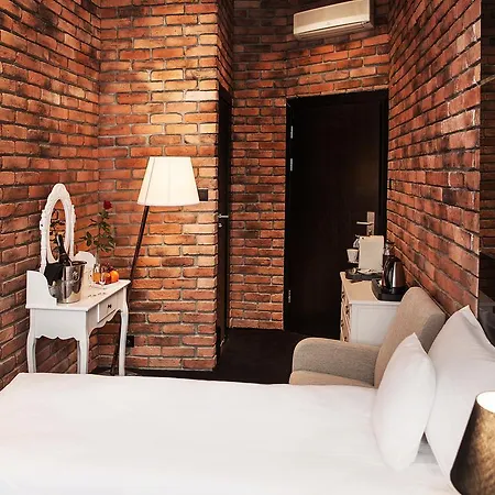 Betmanowska Main Square Adults Only Hotel