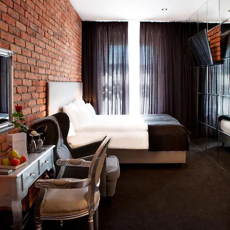 Отель Betmanowska Main Square Adults Only 4*