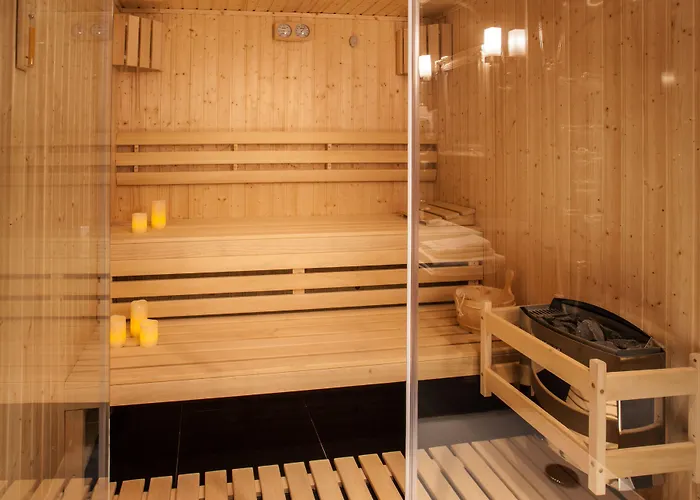 Betmanowska Main Square Adults Only Hotel 4*