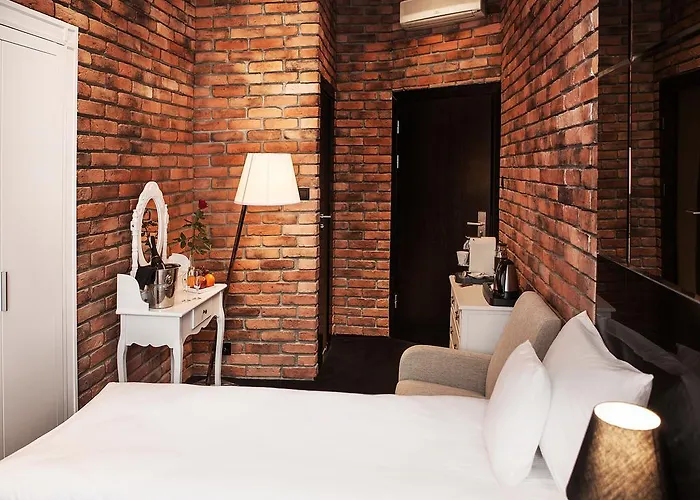 Betmanowska Main Square Adults Only Hotel