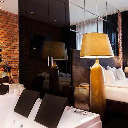 Betmanowska Main Square Adults Only